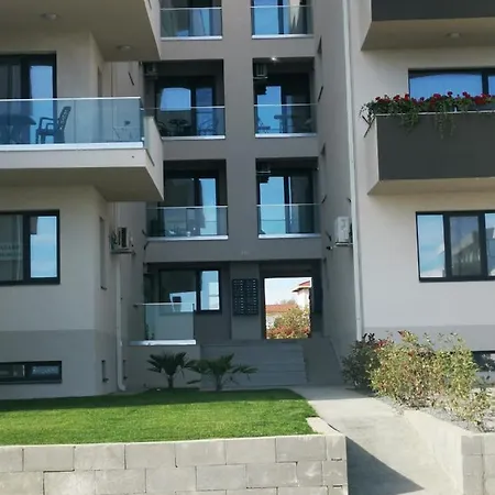 Apartamento Ariniko