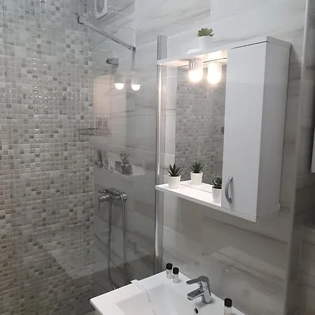 Ariniko Apartamento