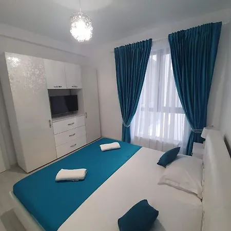 Ariniko Apartamento *